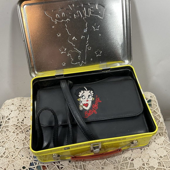 Vintage Betty Boop Black Purse Bag 90s Y2K Faux Leather And Collectable Tin - Picture 2 of 14